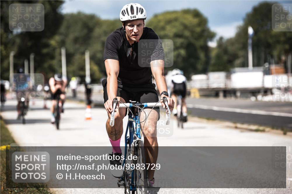 16.08.2026 - KN Förde Triathlon 2026 H.Heesch http://msf.ph/oto/9983729 16.08.2026 12:55:26 Radfahren 546, 572, 580, 587, 719, 720 meine-sportfotos.de