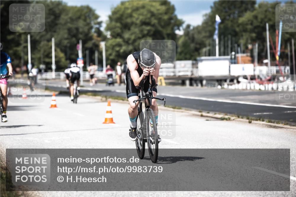 16.08.2026 - KN Förde Triathlon 2026 H.Heesch http://msf.ph/oto/9983739 16.08.2026 12:55:28 Radfahren 546, 580, 587, 719, 720 meine-sportfotos.de