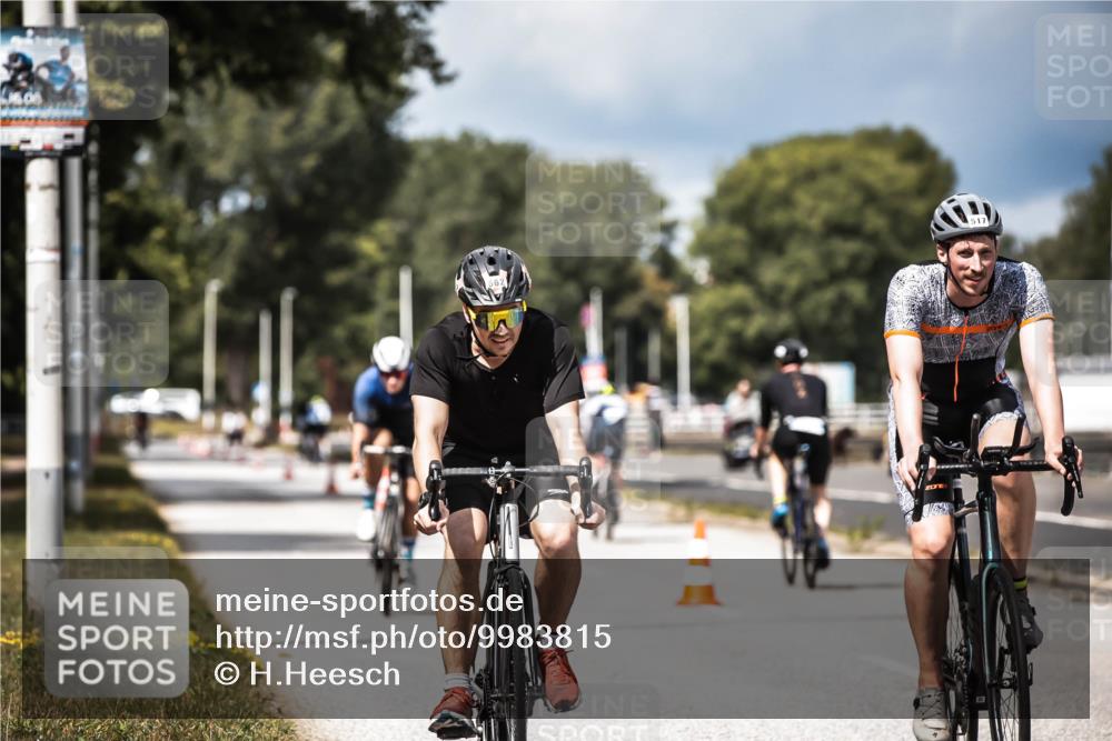 16.08.2026 - KN Förde Triathlon 2026 H.Heesch http://msf.ph/oto/9983815 16.08.2026 12:55:51 Radfahren 517, 561, 562, 569, 740 meine-sportfotos.de