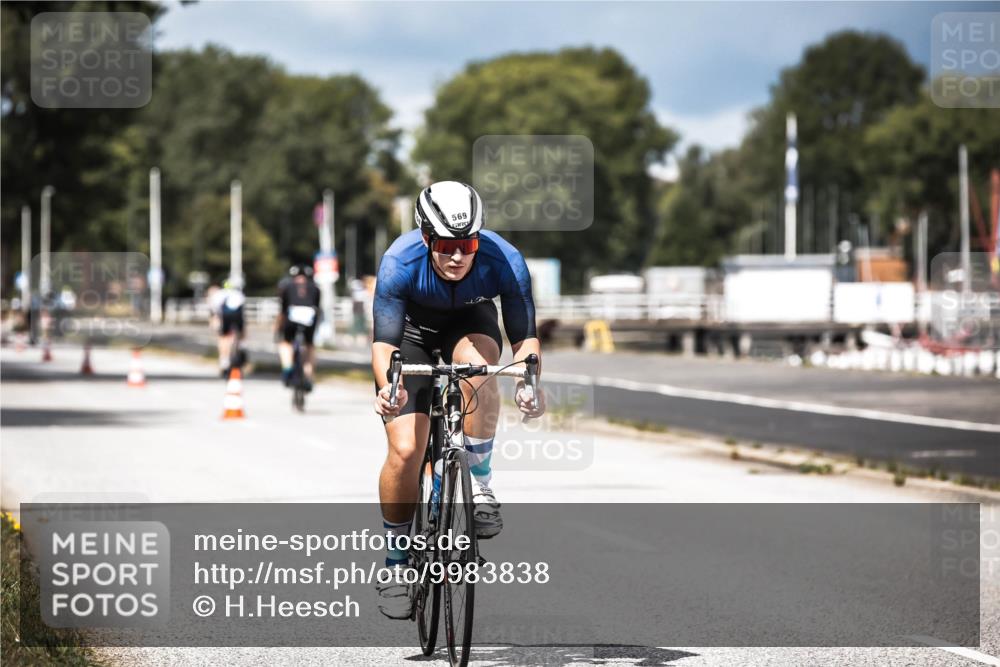 16.08.2026 - KN Förde Triathlon 2026 H.Heesch http://msf.ph/oto/9983838 16.08.2026 12:55:53 Radfahren 517, 542, 562, 569, 724, 727, 740 meine-sportfotos.de