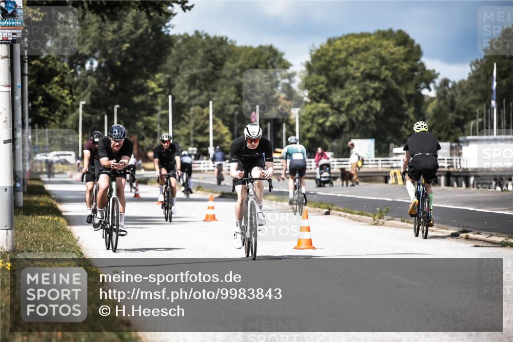 16.08.2026 - KN Förde Triathlon 2026 H.Heesch http://msf.ph/oto/9983843 16.08.2026 12:56:09 Radfahren 512, 567, 573, 585, 714 meine-sportfotos.de