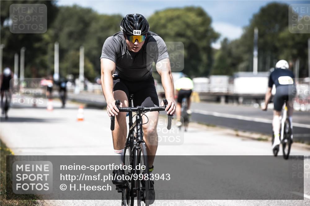16.08.2026 - KN Förde Triathlon 2026 H.Heesch http://msf.ph/oto/9983943 16.08.2026 12:56:37 Radfahren 518, 545, 718, 723, 725 meine-sportfotos.de