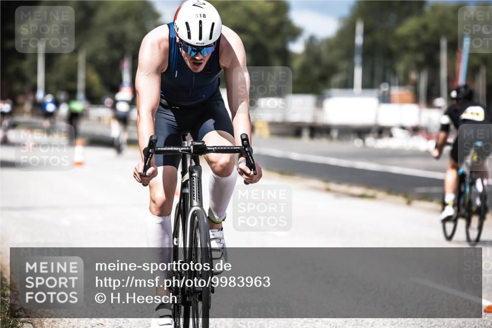 16.08.2026 - KN Förde Triathlon 2026 H.Heesch http://msf.ph/oto/9983963 16.08.2026 12:56:42 Radfahren 518, 521, 718, 723 meine-sportfotos.de