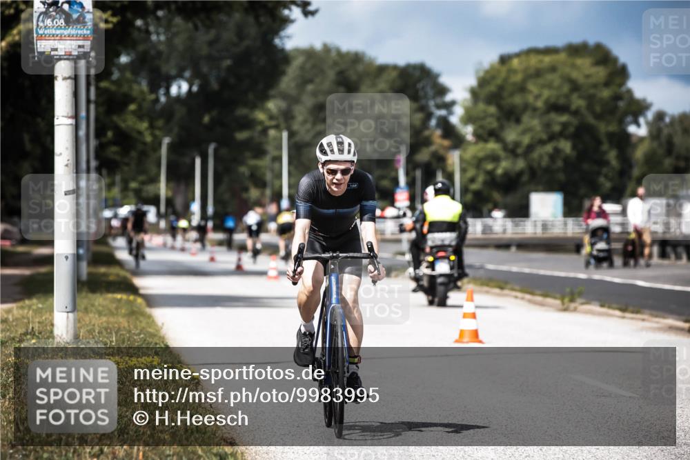 16.08.2026 - KN Förde Triathlon 2026 H.Heesch http://msf.ph/oto/9983995 16.08.2026 12:56:56 Radfahren 511, 583, 745 meine-sportfotos.de