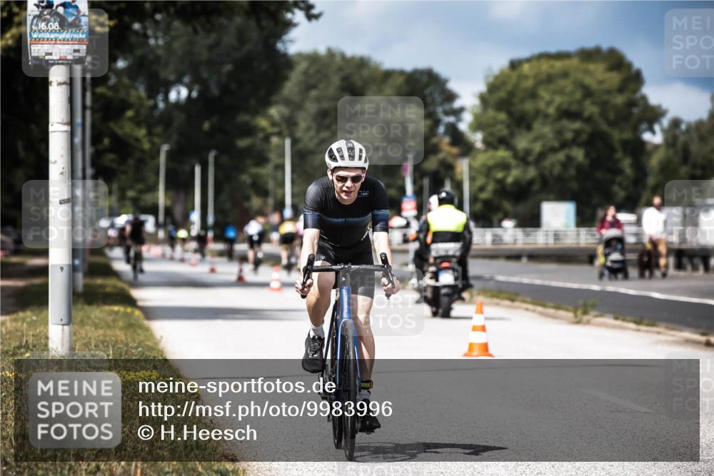 16.08.2026 - KN Förde Triathlon 2026 H.Heesch http://msf.ph/oto/9983996 16.08.2026 12:56:56 Radfahren 511, 583, 745 meine-sportfotos.de