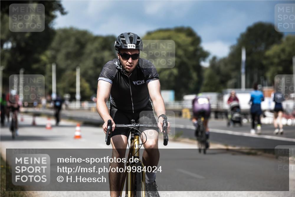 16.08.2026 - KN Förde Triathlon 2026 H.Heesch http://msf.ph/oto/9984024 16.08.2026 12:57:06 Radfahren 523, 527, 579, 581 meine-sportfotos.de