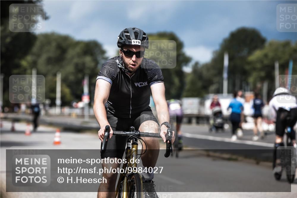 16.08.2026 - KN Förde Triathlon 2026 H.Heesch http://msf.ph/oto/9984027 16.08.2026 12:57:06 Radfahren 523, 527, 579, 581 meine-sportfotos.de