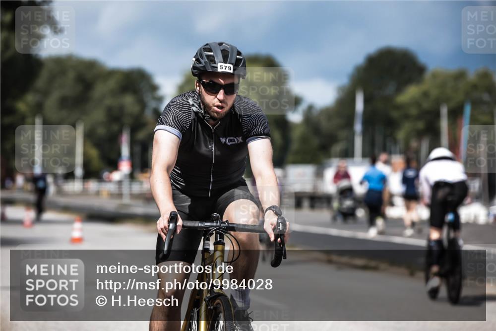 16.08.2026 - KN Förde Triathlon 2026 H.Heesch http://msf.ph/oto/9984028 16.08.2026 12:57:06 Radfahren 523, 527, 579, 581 meine-sportfotos.de