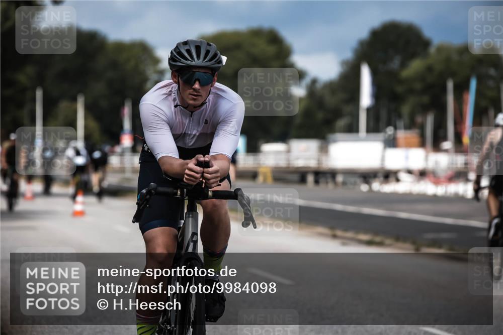 16.08.2026 - KN Förde Triathlon 2026 H.Heesch http://msf.ph/oto/9984098 16.08.2026 12:57:22 Radfahren 196, 501, 507, 514, 520, 565, 566 meine-sportfotos.de