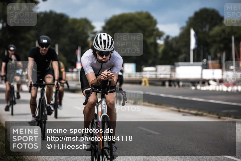 16.08.2026 - KN Förde Triathlon 2026 H.Heesch http://msf.ph/oto/9984118 16.08.2026 12:57:25 Radfahren 196, 501, 507, 514, 520, 565, 566, 591 meine-sportfotos.de
