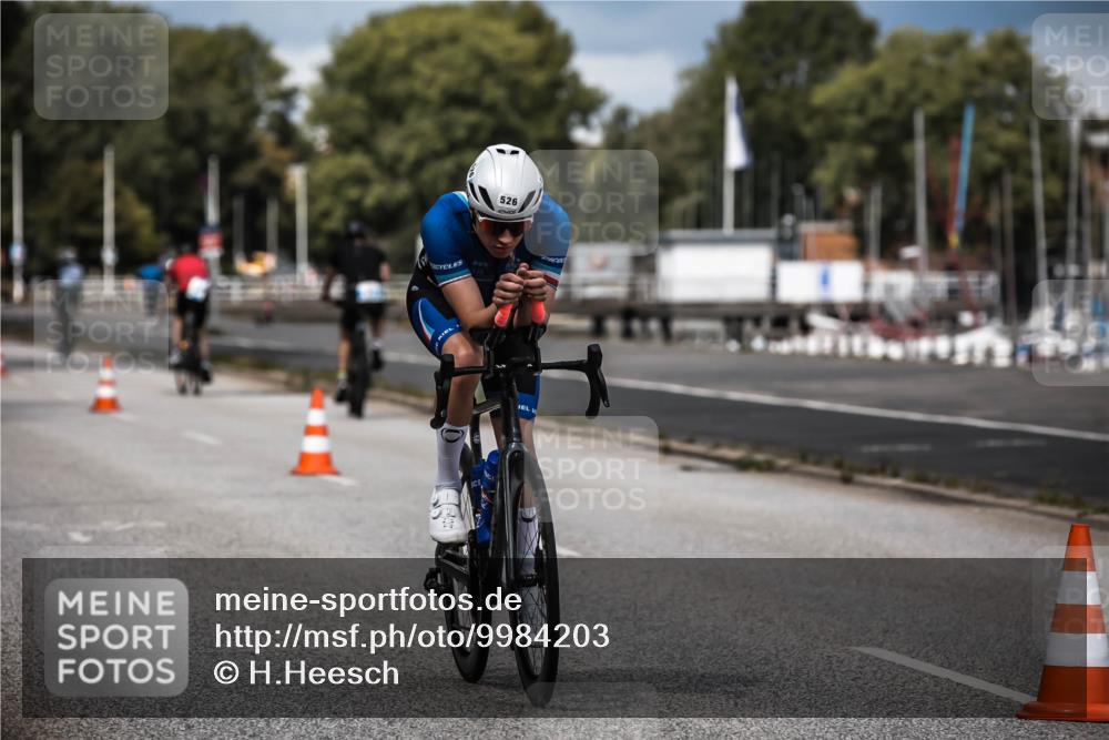16.08.2026 - KN Förde Triathlon 2026 H.Heesch http://msf.ph/oto/9984203 16.08.2026 12:57:44 Radfahren 362, 586 meine-sportfotos.de