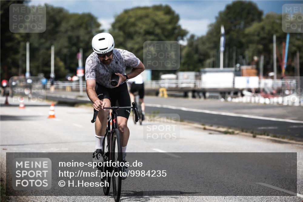 16.08.2026 - KN Förde Triathlon 2026 H.Heesch http://msf.ph/oto/9984235 16.08.2026 12:57:55 Radfahren 510, 525, 542, 589, 602 meine-sportfotos.de