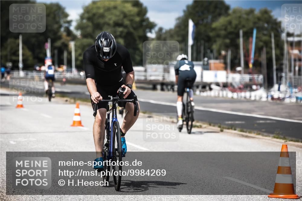 16.08.2026 - KN Förde Triathlon 2026 H.Heesch http://msf.ph/oto/9984269 16.08.2026 12:58:02 Radfahren 513, 589, 722, 727, 729, 735, 740 meine-sportfotos.de