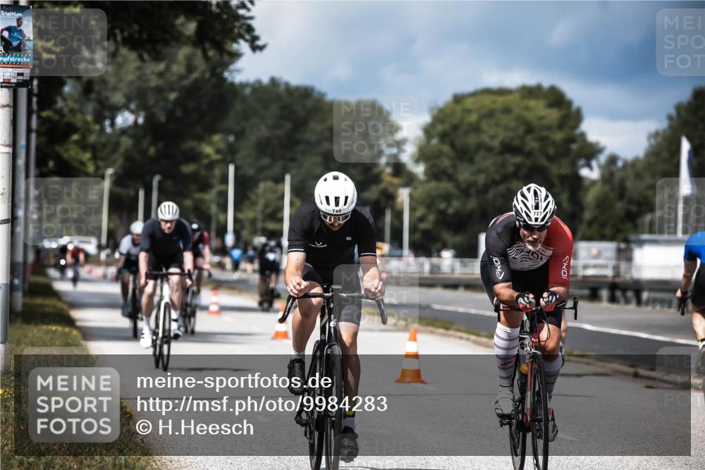 16.08.2026 - KN Förde Triathlon 2026 H.Heesch http://msf.ph/oto/9984283 16.08.2026 12:58:06 Radfahren 509, 513, 720, 722, 724, 727, 735, 740 meine-sportfotos.de
