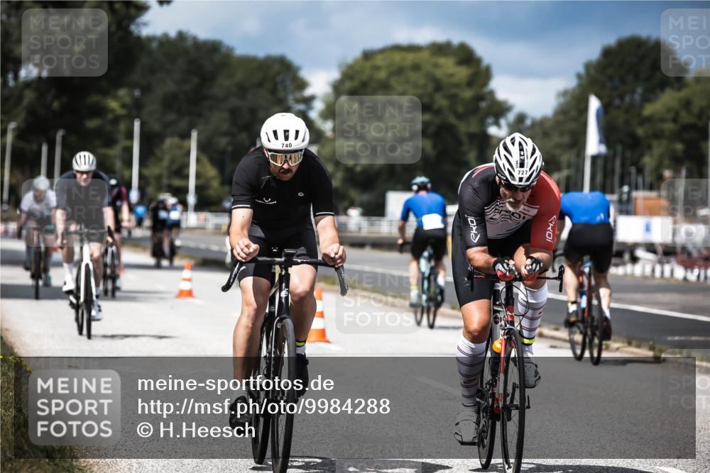 16.08.2026 - KN Förde Triathlon 2026 H.Heesch http://msf.ph/oto/9984288 16.08.2026 12:58:06 Radfahren 509, 513, 720, 722, 724, 727, 735, 740 meine-sportfotos.de