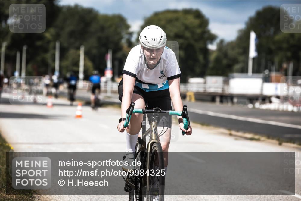 16.08.2026 - KN Förde Triathlon 2026 H.Heesch http://msf.ph/oto/9984325 16.08.2026 12:58:10 Radfahren 509, 720, 724 meine-sportfotos.de