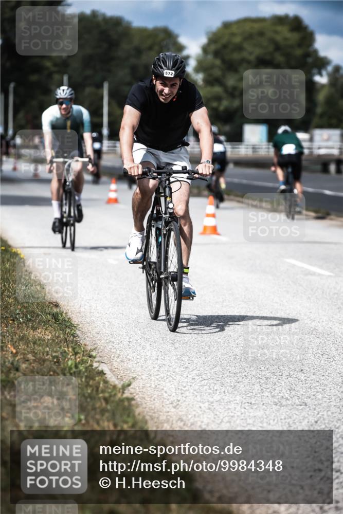 16.08.2026 - KN Förde Triathlon 2026 H.Heesch http://msf.ph/oto/9984348 16.08.2026 12:58:28 Radfahren 547, 572, 596, 600, 716 meine-sportfotos.de