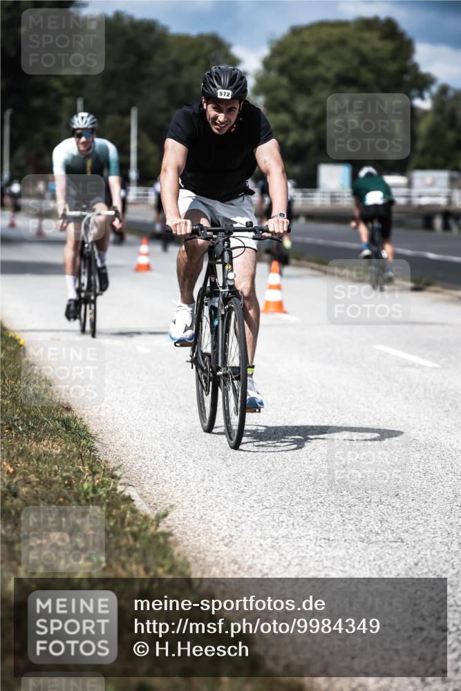 16.08.2026 - KN Förde Triathlon 2026 H.Heesch http://msf.ph/oto/9984349 16.08.2026 12:58:28 Radfahren 547, 572, 596, 600, 716 meine-sportfotos.de
