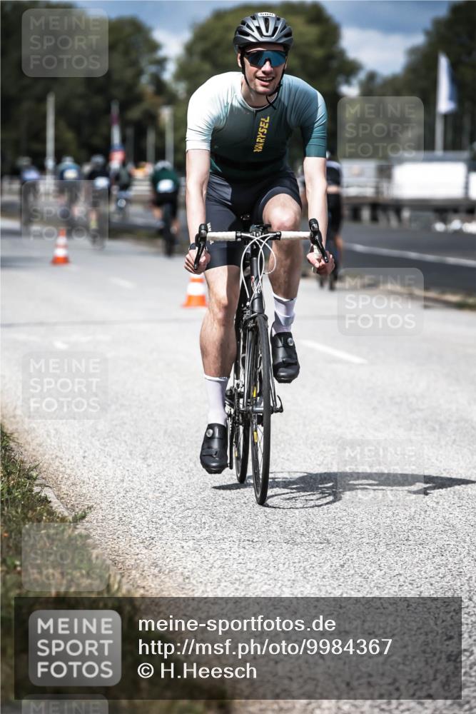 16.08.2026 - KN Förde Triathlon 2026 H.Heesch http://msf.ph/oto/9984367 16.08.2026 12:58:30 Radfahren 547, 572, 596, 600, 716 meine-sportfotos.de