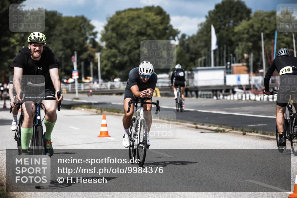 16.08.2026 - KN Förde Triathlon 2026 H.Heesch http://msf.ph/oto/9984376 16.08.2026 12:58:35 Radfahren 540, 547, 552, 611, 704, 714 meine-sportfotos.de