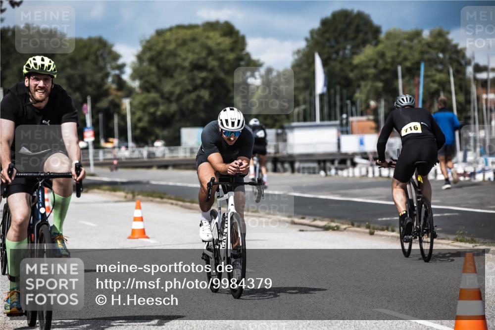 16.08.2026 - KN Förde Triathlon 2026 H.Heesch http://msf.ph/oto/9984379 16.08.2026 12:58:35 Radfahren 540, 547, 552, 611, 704, 714 meine-sportfotos.de