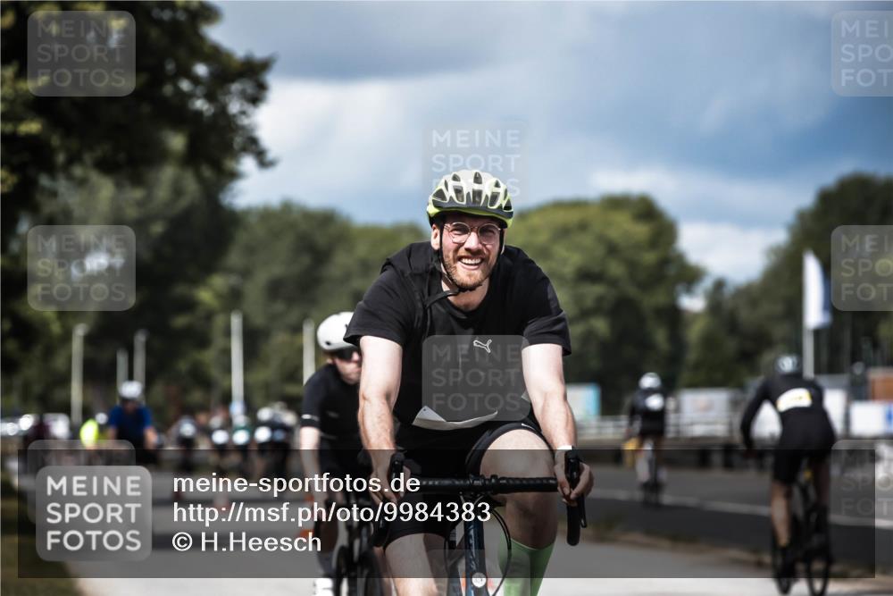 16.08.2026 - KN Förde Triathlon 2026 H.Heesch http://msf.ph/oto/9984383 16.08.2026 12:58:35 Radfahren 540, 547, 552, 611, 704, 714 meine-sportfotos.de