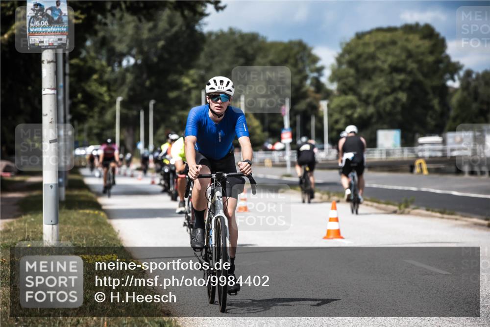 16.08.2026 - KN Förde Triathlon 2026 H.Heesch http://msf.ph/oto/9984402 16.08.2026 12:58:39 Radfahren 528, 540, 552, 611, 704, 714 meine-sportfotos.de