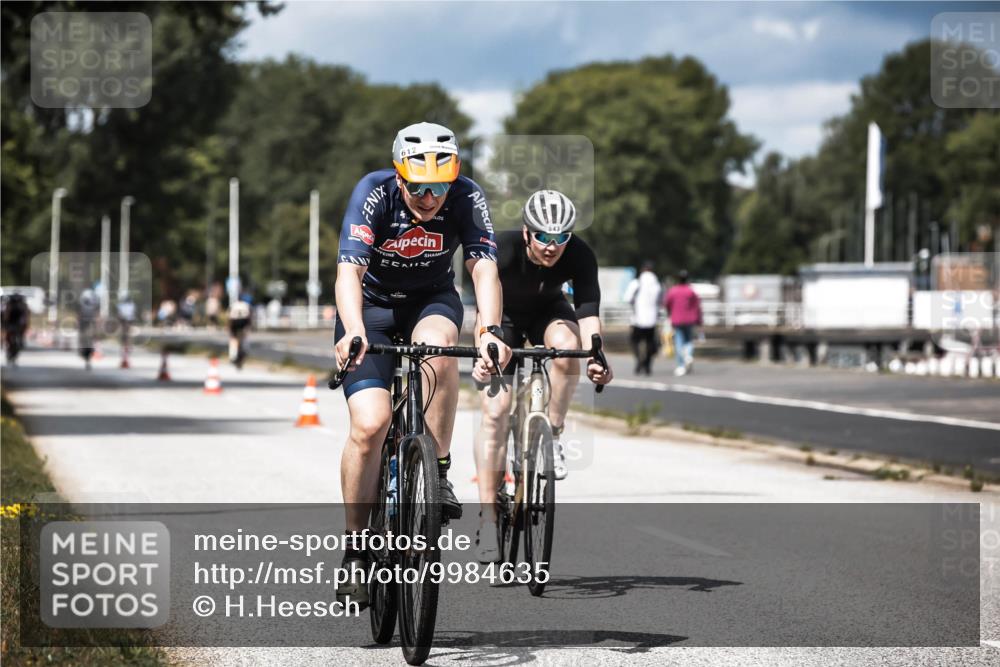 16.08.2026 - KN Förde Triathlon 2026 H.Heesch http://msf.ph/oto/9984635 16.08.2026 12:59:35 Radfahren 543, 598, 612 meine-sportfotos.de