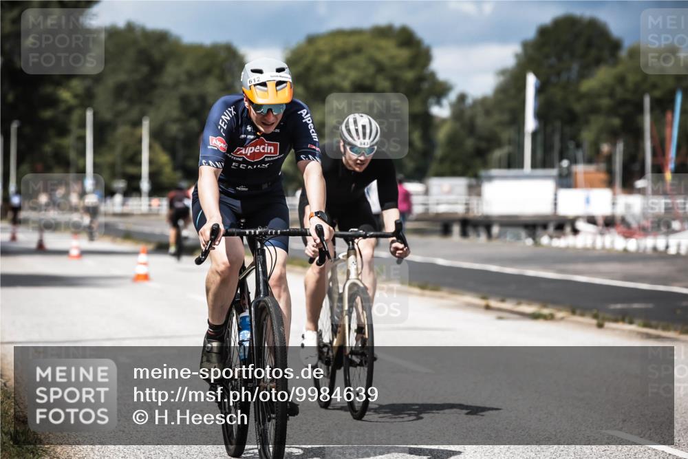 16.08.2026 - KN Förde Triathlon 2026 H.Heesch http://msf.ph/oto/9984639 16.08.2026 12:59:35 Radfahren 543, 598, 612 meine-sportfotos.de