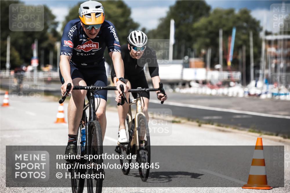 16.08.2026 - KN Förde Triathlon 2026 H.Heesch http://msf.ph/oto/9984645 16.08.2026 12:59:35 Radfahren 543, 598, 612 meine-sportfotos.de