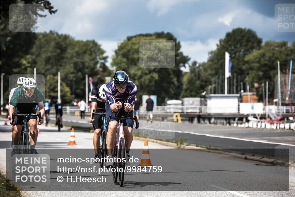 16.08.2026 - KN Förde Triathlon 2026 H.Heesch http://msf.ph/oto/9984759 16.08.2026 13:00:46 Radfahren 531, 533, 538, 552, 588, 590, 597, 607, 707, 734, 747 meine-sportfotos.de
