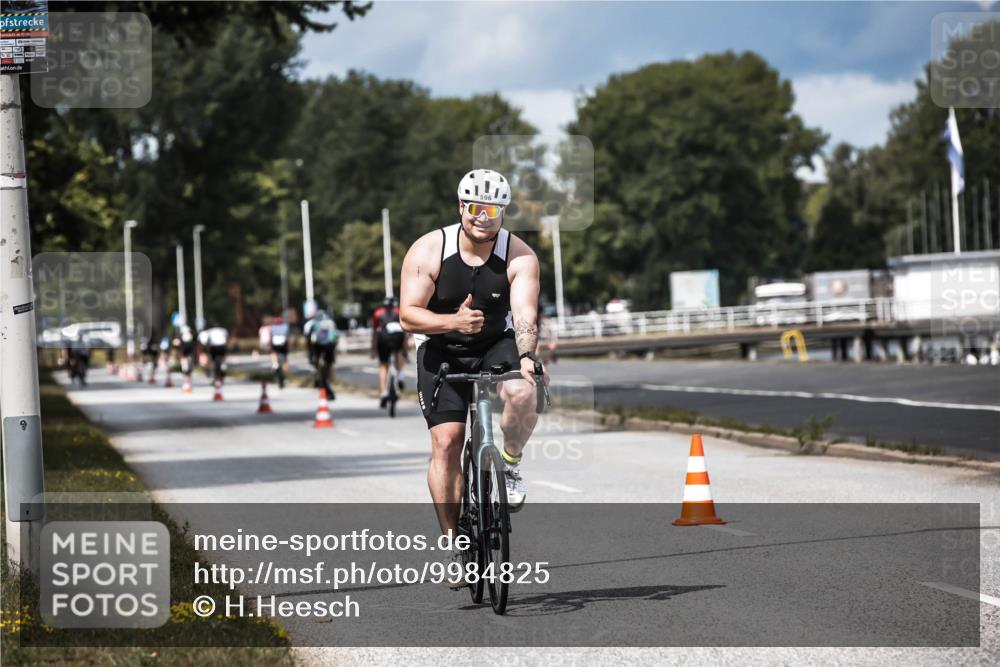 16.08.2026 - KN Förde Triathlon 2026 H.Heesch http://msf.ph/oto/9984825 16.08.2026 13:01:09 Radfahren 596 meine-sportfotos.de