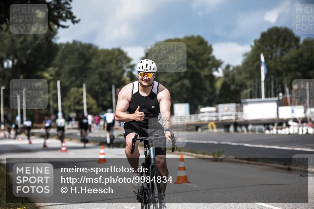 16.08.2026 - KN Förde Triathlon 2026 H.Heesch http://msf.ph/oto/9984834 16.08.2026 13:01:09 Radfahren 596 meine-sportfotos.de
