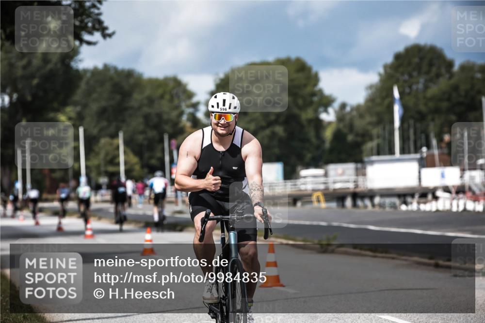 16.08.2026 - KN Förde Triathlon 2026 H.Heesch http://msf.ph/oto/9984835 16.08.2026 13:01:10 Radfahren 549, 574, 596, 739 meine-sportfotos.de