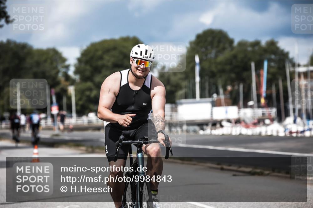 16.08.2026 - KN Förde Triathlon 2026 H.Heesch http://msf.ph/oto/9984843 16.08.2026 13:01:10 Radfahren 549, 574, 596, 739 meine-sportfotos.de