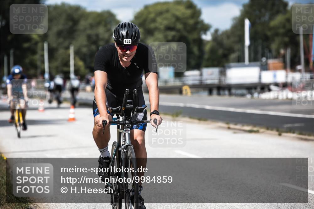 16.08.2026 - KN Förde Triathlon 2026 H.Heesch http://msf.ph/oto/9984859 16.08.2026 13:01:29 Radfahren 504, 522, 595, 610, 737 meine-sportfotos.de