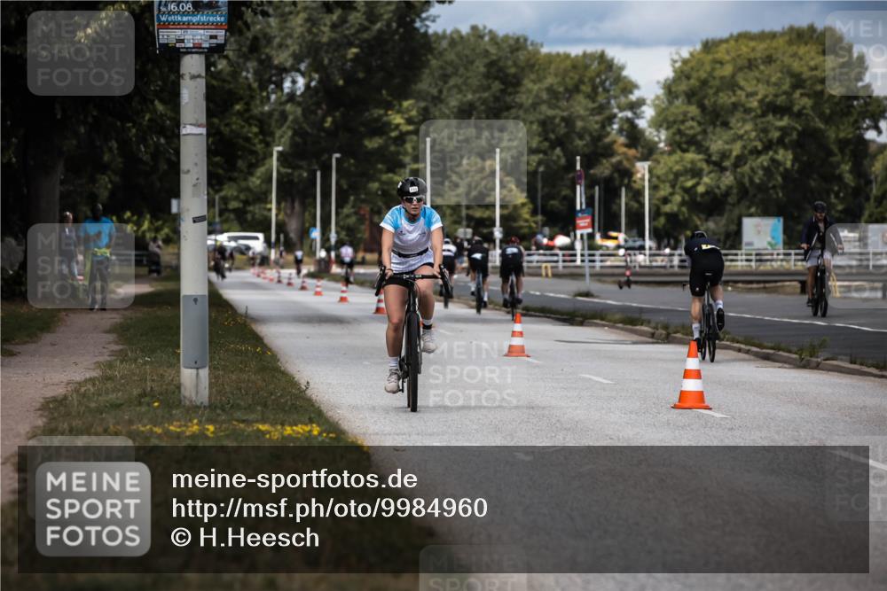 16.08.2026 - KN Förde Triathlon 2026 H.Heesch http://msf.ph/oto/9984960 16.08.2026 13:01:58 Radfahren 717, 730, 731, 738 meine-sportfotos.de
