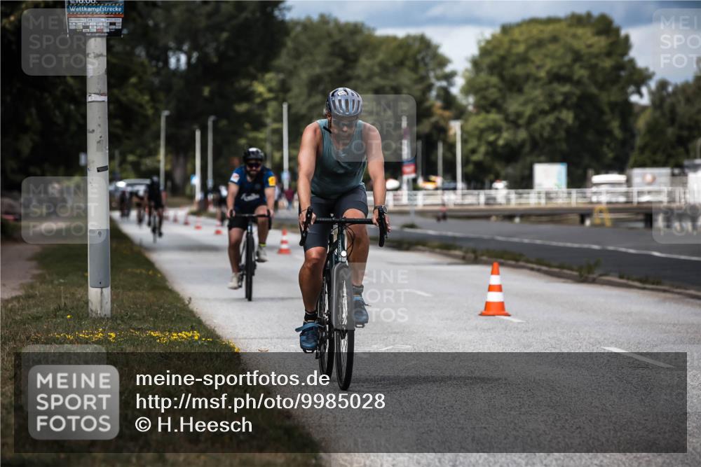 16.08.2026 - KN Förde Triathlon 2026 H.Heesch http://msf.ph/oto/9985028 16.08.2026 13:02:28 Radfahren 506, 604, 705, 708 meine-sportfotos.de