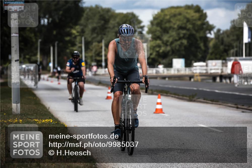 16.08.2026 - KN Förde Triathlon 2026 H.Heesch http://msf.ph/oto/9985037 16.08.2026 13:02:29 Radfahren 506, 604, 705, 708 meine-sportfotos.de