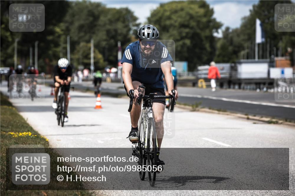 16.08.2026 - KN Förde Triathlon 2026 H.Heesch http://msf.ph/oto/9985056 16.08.2026 13:02:38 Radfahren 502, 505, 557, 599, 707 meine-sportfotos.de