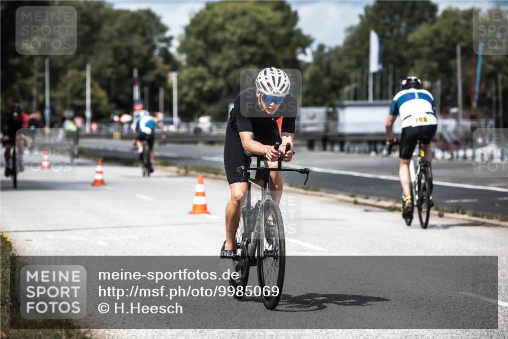 16.08.2026 - KN Förde Triathlon 2026 H.Heesch http://msf.ph/oto/9985069 16.08.2026 13:02:39 Radfahren 502, 505, 557, 599, 707 meine-sportfotos.de