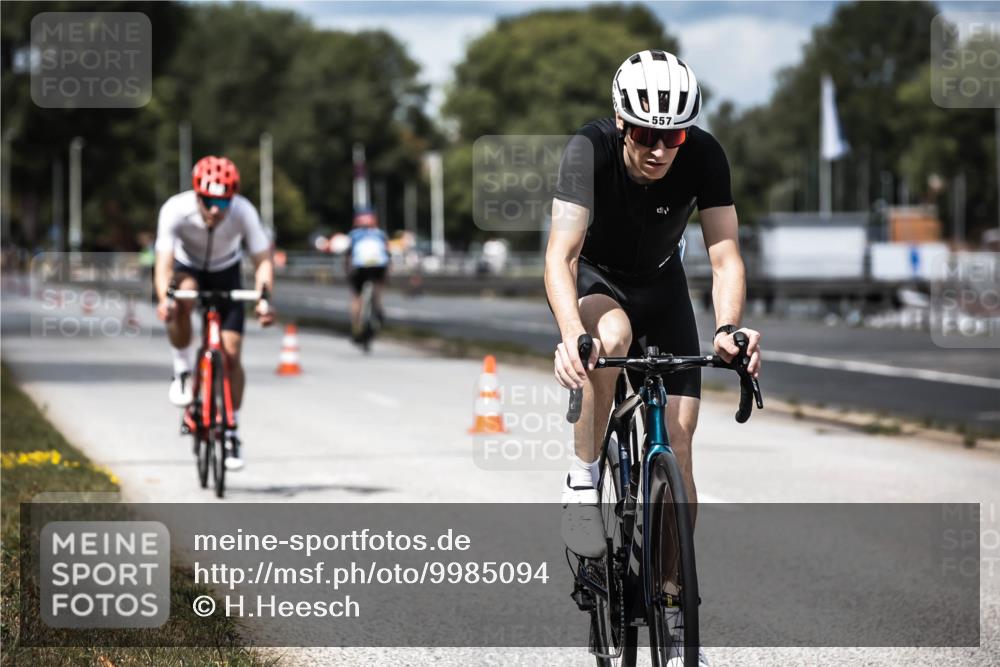 16.08.2026 - KN Förde Triathlon 2026 H.Heesch http://msf.ph/oto/9985094 16.08.2026 13:02:44 Radfahren 502, 557, 701, 707 meine-sportfotos.de