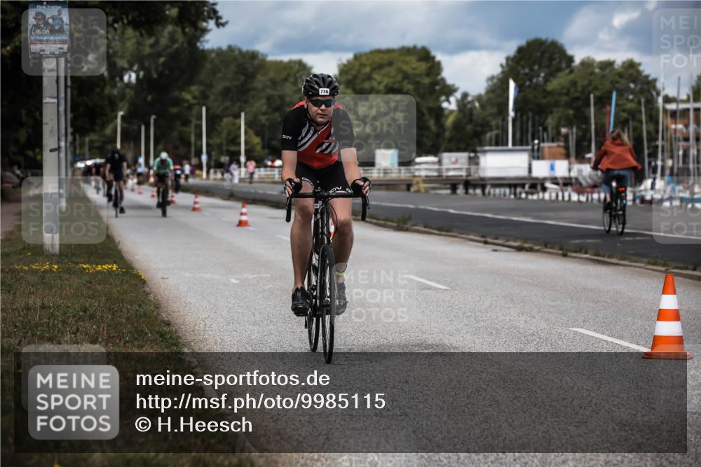 16.08.2026 - KN Förde Triathlon 2026 H.Heesch http://msf.ph/oto/9985115 16.08.2026 13:03:00 Radfahren 512, 587, 702, 736 meine-sportfotos.de