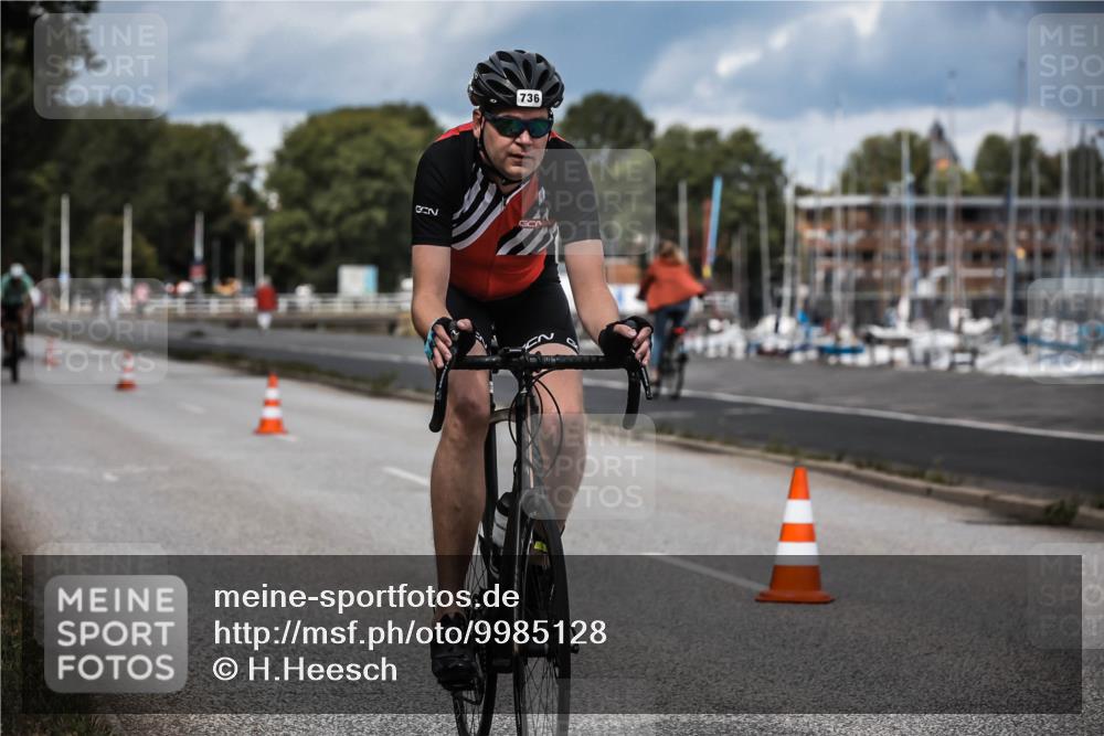16.08.2026 - KN Förde Triathlon 2026 H.Heesch http://msf.ph/oto/9985128 16.08.2026 13:03:00 Radfahren 512, 587, 702, 736 meine-sportfotos.de