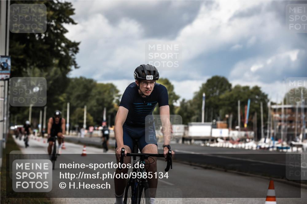 16.08.2026 - KN Förde Triathlon 2026 H.Heesch http://msf.ph/oto/9985134 16.08.2026 13:03:05 Radfahren 577, 588, 609, 702 meine-sportfotos.de