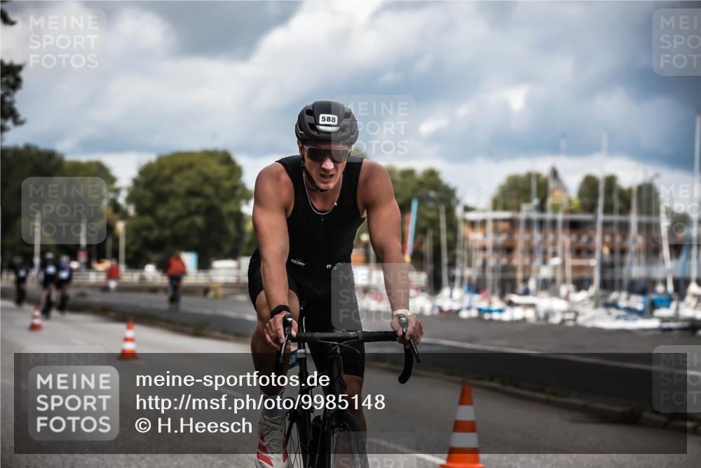 16.08.2026 - KN Förde Triathlon 2026 H.Heesch http://msf.ph/oto/9985148 16.08.2026 13:03:08 Radfahren 577, 588, 609, 747 meine-sportfotos.de