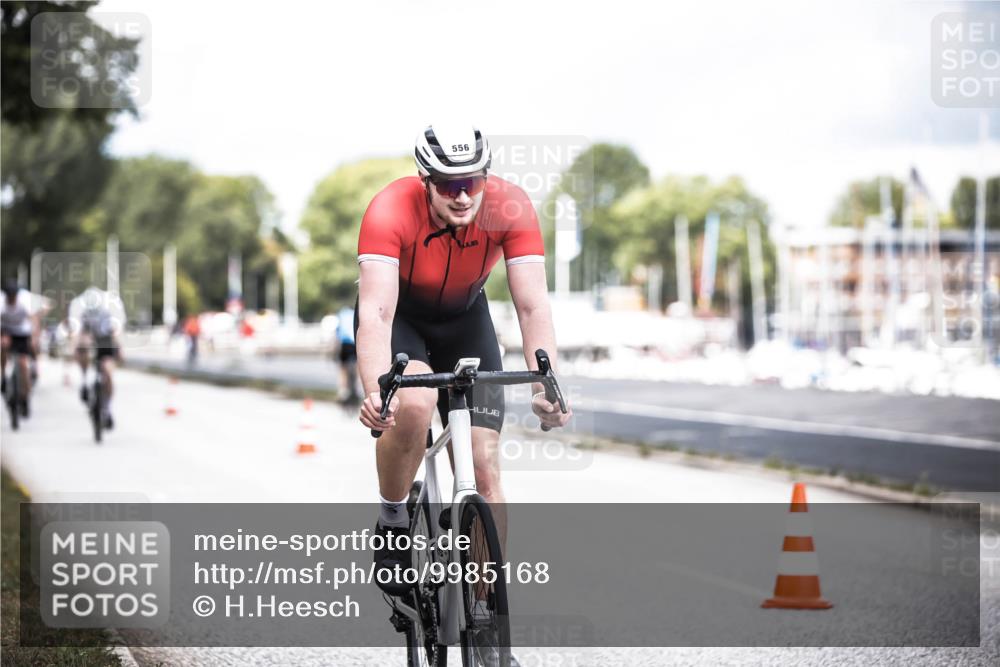 16.08.2026 - KN Förde Triathlon 2026 H.Heesch http://msf.ph/oto/9985168 16.08.2026 13:03:18 Radfahren 533, 538, 544, 556, 706 meine-sportfotos.de