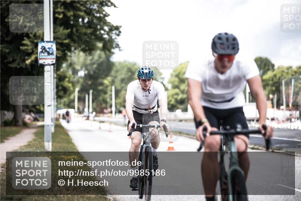16.08.2026 - KN Förde Triathlon 2026 H.Heesch http://msf.ph/oto/9985186 16.08.2026 13:03:23 Radfahren 533, 538, 544, 569 meine-sportfotos.de