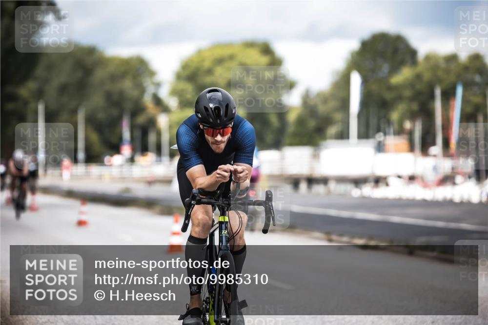 16.08.2026 - KN Förde Triathlon 2026 H.Heesch http://msf.ph/oto/9985310 16.08.2026 13:04:00 Radfahren 503, 539, 608, 703, 719, 733 meine-sportfotos.de
