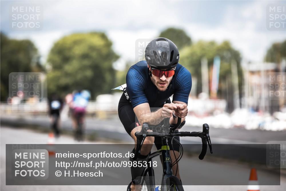 16.08.2026 - KN Förde Triathlon 2026 H.Heesch http://msf.ph/oto/9985318 16.08.2026 13:04:01 Radfahren 503, 539, 608, 703, 733 meine-sportfotos.de